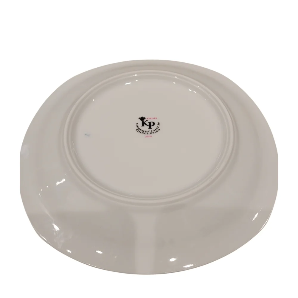 Karlovarsky Porcelan enhance your
